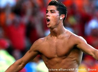 Ronaldo Body on Soccer Player Cristiano Ronaldo S Body Is Bound To Produce Some Energy