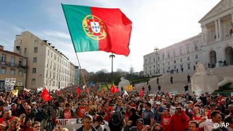 Από μεγάλη διαδήλωση κατά των μέτρων λιτότητας στη Λισαβόνα το 2012