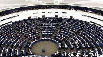 «Οι νέοι συσχετισμοί στο ευρωκοινοβούλιο ευνοούν τήν πολιτική διαίρεση και τον ανταγωνισμό», εκτιμά ο Δ. Χριστόπουλος