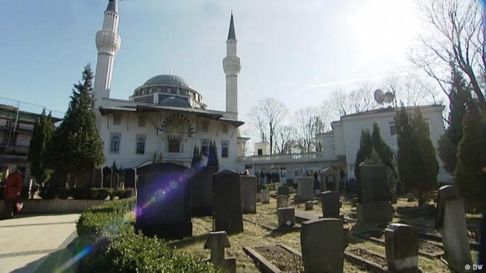 Muslimische Friedhöfe in Berlin # 02.04.2012 # Deutschland Heute