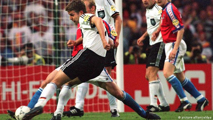 1996: ألمانيا تضيف لقبها الثالث