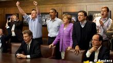 Prime Minister David Cameron of Britain (centre L-R) , President Barack Obama, Chancellor Angela Merkel of Germany, Jose Manuel Barroso, President of the European Commission, and others watch the overtime shootout of the Chelsea vs. Bayern Munich Champions League final 2012
(Photo:REUTERS/White House/ Pete Souza/POOL)