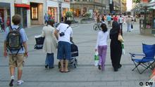 Bayern Investitionen aus Golfstaaten

Arabische Famile in München

Bild: München, 2012, Salah Soliman/DW
