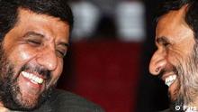 Ezzatollah Zarghami, left, and Mahmoud Ahmadinejad (Foto: FARS)