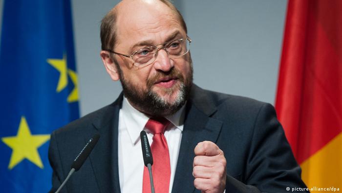 Der Präsident des Europäischen Parlaments, Martin Schulz (SPD), spricht am 09.11.2012 im Paul-Löbe-Haus in Berlin. Er hielt die 3. Europa-Rede. Foto: Maurizio Gambarini/dpa
