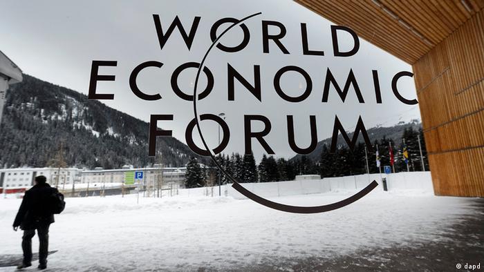 WEF logo on window facing out into the snow in Davos
(Anja Niedringhaus/AP/dapd)