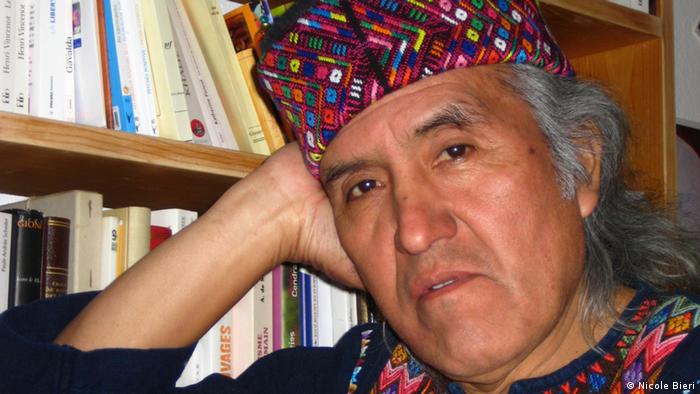 El autor maya-quiché Humberto Ak'abal.