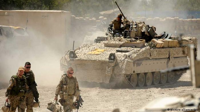German tanks in Afghanistan are only part of the German aid equation. Foto: Maurizio Gambarini dpa (zu dpa 1091 vom 10.11.2011) +++(c) dpa - Bildfunk+++
