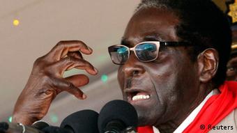 Rais Robert Mugabe wa Zimbabwe. Je yeye ni safi?