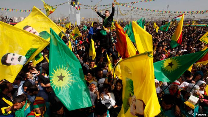 Kurdischer Rebellenführer Abdullah Öcalan ruft Waffenstillstand aus PKK