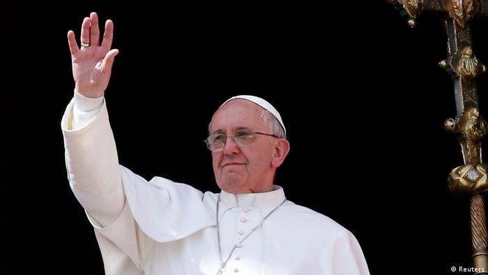 Pope Francis waves during his Urbi et Orbi address
REUTERS/Stefano Rellandini
