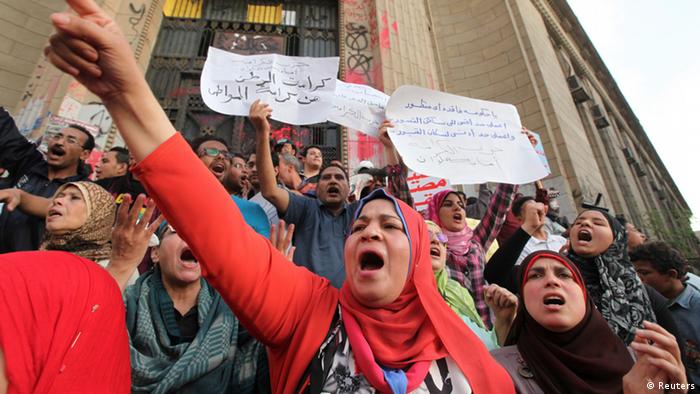Anti-Mursi demonstrators (photo: REUTERS/Mohamed Abd El Ghany)