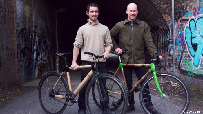 Ozon Cyclery designers Daniel Vogel-Essex (left) and Stefan Brüning (right) with their own bamboo bicycles (Photo: Guy Degen)