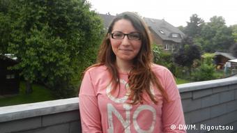 (c) DW/Maria Rigoutsou<br /><br />
(25.05.2013) Mechenich bei Köln gemacht.<br /><br />
Es geht um eine griechische Familie, die vor einige Monaten nach<br /><br />
Deutschland eingewandert ist, wegen der Finanzkrise.<br /><br />
Das Mädchen heißt Sofia Polychroniadi<br /><br />
