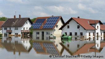 Πόλεις και χωριά κάτω από το νερό, μία εικόνα που κυριάρχησε στη Γερμανία τις προηγούμενες μέρες