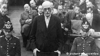 Black and white photo of Friedrich Werner Graf von der Schulenburg during a trial, after which he was executed after a failed Hitler assassination
Photo: picture-alliance/dpa