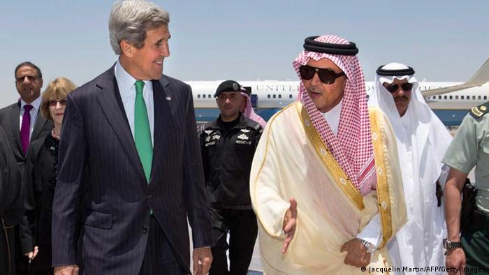 سعود الفیصل، وزیر خارجه عربستان سعودی در دیدار با همتای آمریکایی خود جان کری