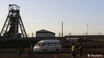 Hali katika mgodi wa dhahabu wa Doornkop ulioko kilomita 30 magharibi ya Johannesburg hapo Septemba Nne 2013.