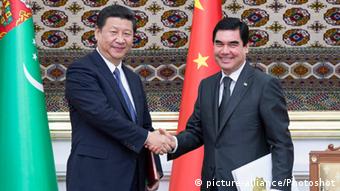 Лидеры Китая и Туркмении Си Цзиньпин и Гурбангулы Бердымухамедов