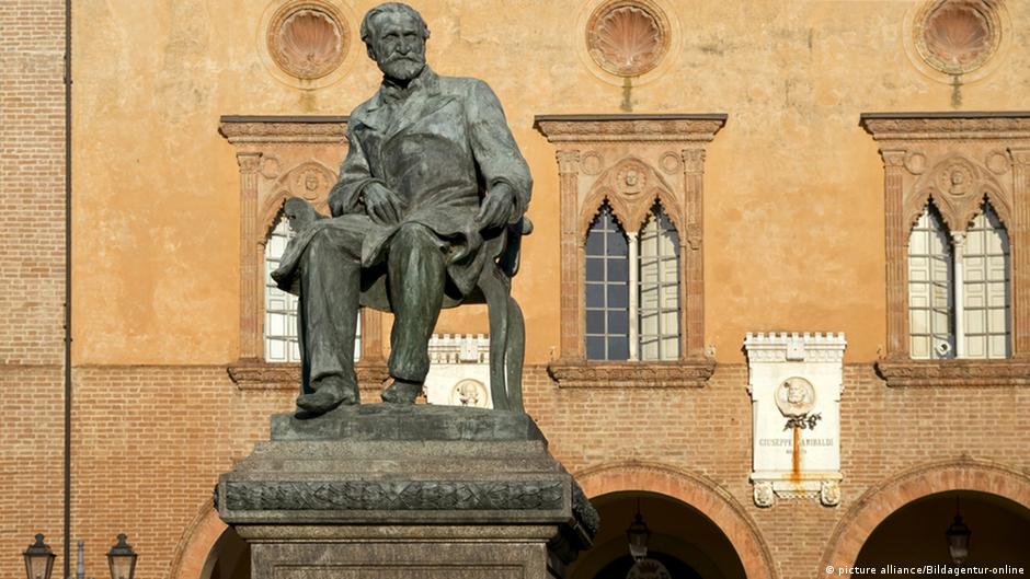 A monument to Verdi in Busseto
(c) picture-alliance/Bildagentur Online