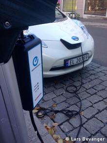 Free charging for electric cars in Norwegian cities Copyright: Lars Bevanger 