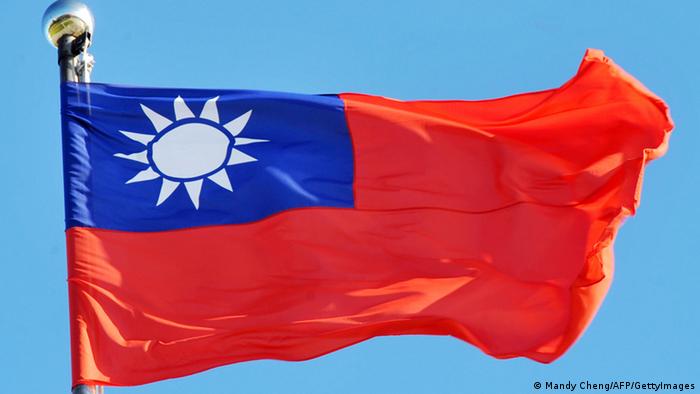 Taiwan's national flag flies in the wind on a flag pole in Taipei on July 28,2012. AFP PHOTO / Mandy CHENG (Photo credit should read Mandy Cheng/AFP/GettyImages)