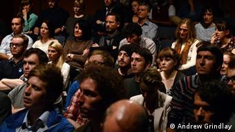 Audience at debate in Glasgow on the issue of Scottish independence(Photo: Andrew Grindlay, for DW)