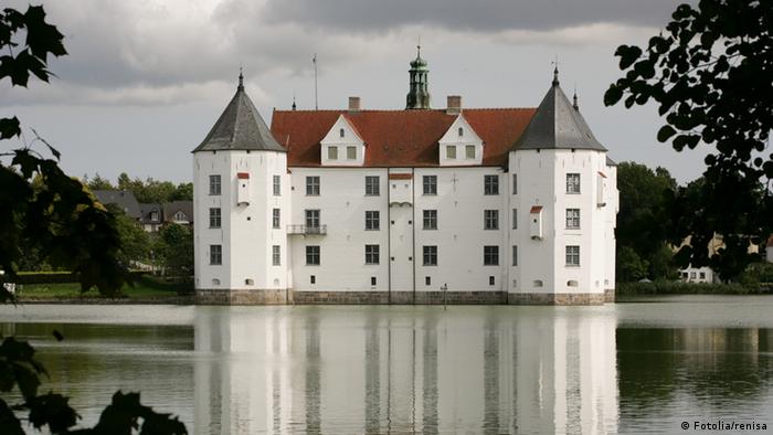 Замок Глюксбург (Wasserschloss Glücksburg)