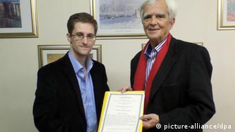 Hans-Christian Ströbele bei Edward Snowden