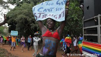 En Ouganda, comme dans d'autres pays africains, l'homosexualité est pénalement punie