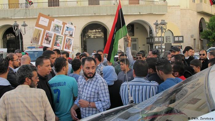 Protesters in Tripoli
Copyright: Karlos Zurutuza, DW, Tripoli, Nov. 2013