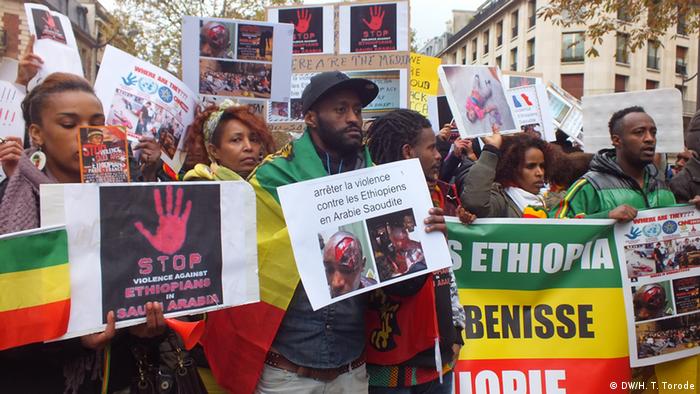 Titel: Äthiopien - Demonstration in Paris 
Thema: Äthiopien - Protest gegen Saudi Arabiens Aktion gegen Einwanderer aus Äthiopien 
Autor/Copyright: Haimanot Tiruneh Torode (Paris Korri.) 21.11.2013 
Schlagworte:Äthiopien, Demonstration, Addis Abeba, Saudi Arabien, Einwanderer, Paris