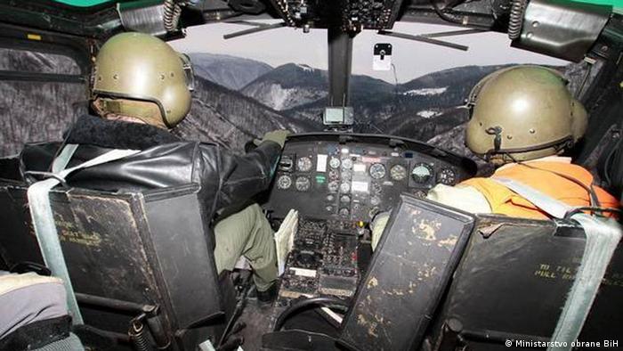 Vojnici OS BiH u helikopteru