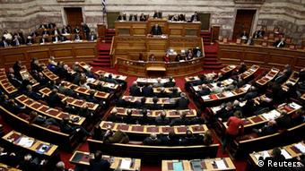 «Η ελληνική κυβέρνηση έχει εκκρεμείς λογαριασμούς που υπολογίζονται στο ένα δισεκατομμύριο ευρώ»
