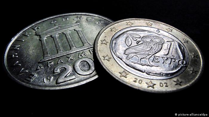 Греческие монеты - 20 драхм и один евро
