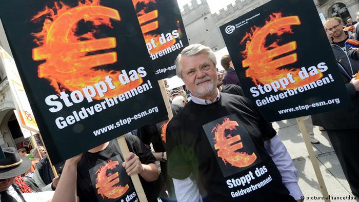 Euro crisis demonstration in Munich
(Photo: Tobias Hase dpa)