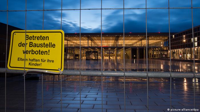 Проблемний довгобуд Німеччини - аеропорт Берлін-Брандендбург