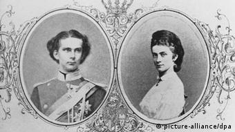 Black and white engagement postcard of King Ludwig II, left, who broke off his engagement to Duchess Sophie and lived in solitude most his life
Photo: photo alliance / dpa
