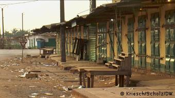 Un quartier devenu fantôme : le PK5 de Bangui, qui accueillait plus de 100.000 personnes avant le début des violences, est vidé de ses habitants musulmans