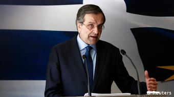 Ο πρωθυπουργός Αντώνης Σαμαράς φέρεται να ήθελε τη συνάντηση με την τρόικα στο Παρίσι 