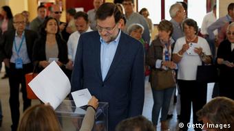 Πύρρειος νίκη για τους συντηρητικούς του Μ. Ραχόι στην Ισπανία
