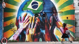 Straßenszene in Brasilien WM 2014