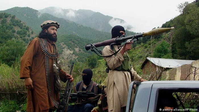 Pakistan Waziristan Taliban Kämpfer ARCHIV 2012