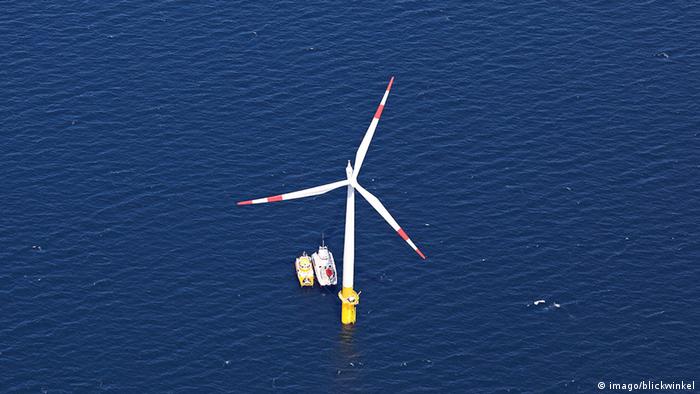 Generadores eólicos off-shore en el Mar Báltico. (Archivo)