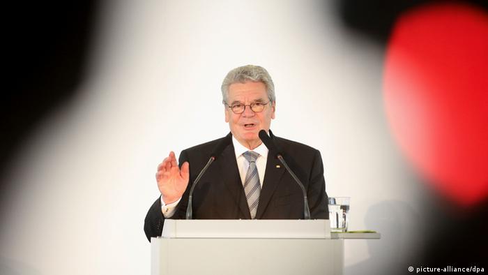 President Gauck Calls for Overhaul of Germanys, EUs Refugee.
