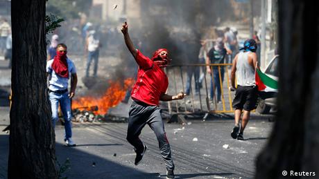 الفلسطينيون بعد فشل السلام، يقضون الفراغ بالمظاهرات  سياسة واقتصاد  DWDE  05072014