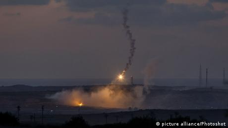 رايتس ووتش تطالب إسرائيل بوقف ضرب المدنيين في غزة  أخبار  DWDE  16072014