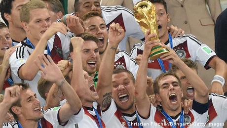 ألمانيا تحتفظ بصدارة تصنيف الفيفا ومصر تتراجع  عالم الرياضة  DWDE  14082014