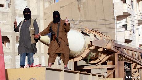 سوريا داعش يسيطر على موقع عسكري للنظام في الحسكة  أخبار  DWDE  27072014