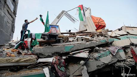 أنباء عن قصف منزل إسماعيل هنية في غزة  أخبار  DWDE  29072014